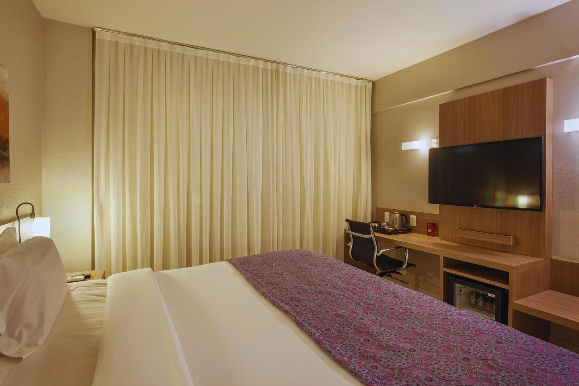 Quality Hotel Pampulha & Convention Center Белу-Оризонти Экстерьер фото