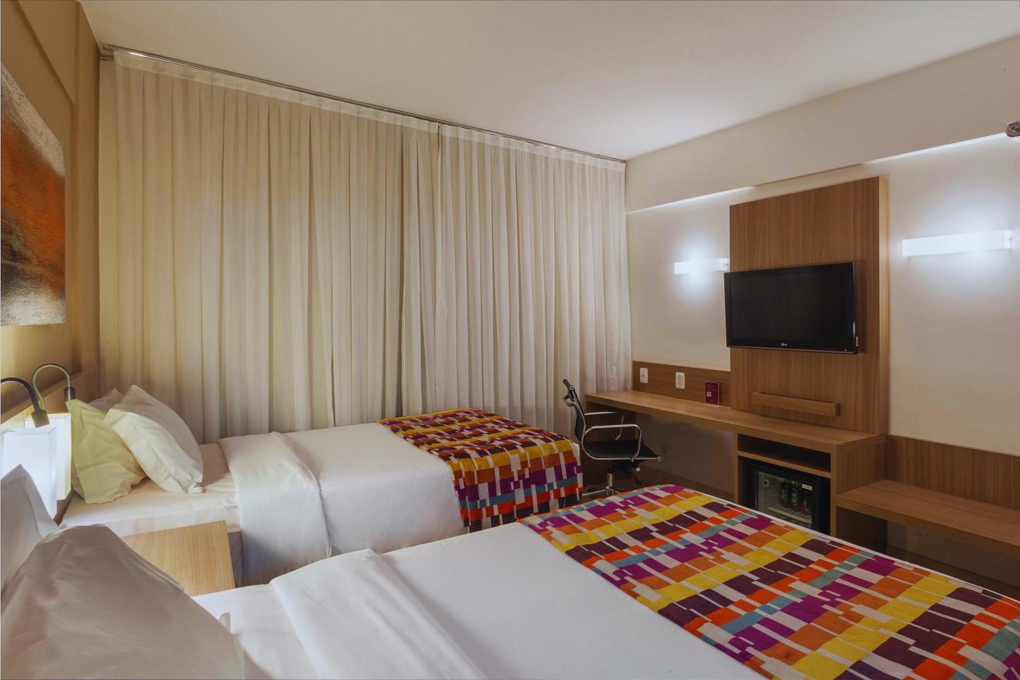 Quality Hotel Pampulha & Convention Center Белу-Оризонти Экстерьер фото